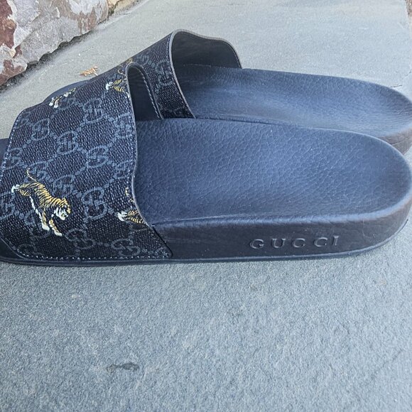 Men\'s Gucci slides size 8.5 main image 4